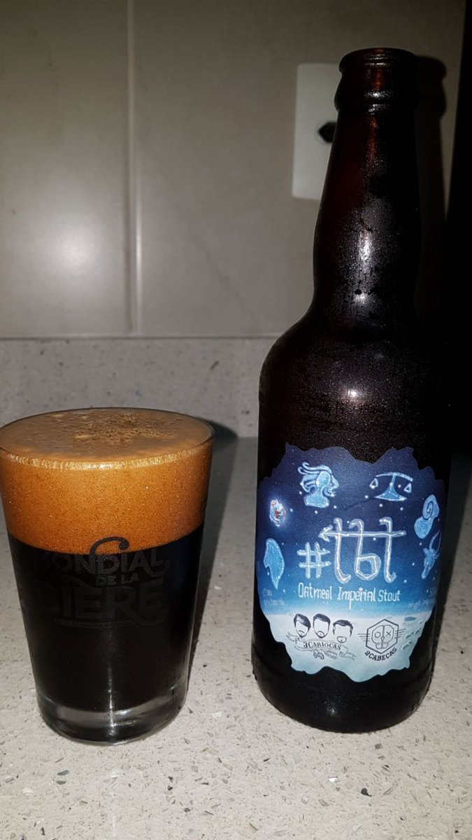 Dan_Martine's tweet photo. Para um dia de #tbt...
...uma 🍺 com o nome #tbt !!
#3cariocas #2cabecas https://t.co/2laaa5AP6O