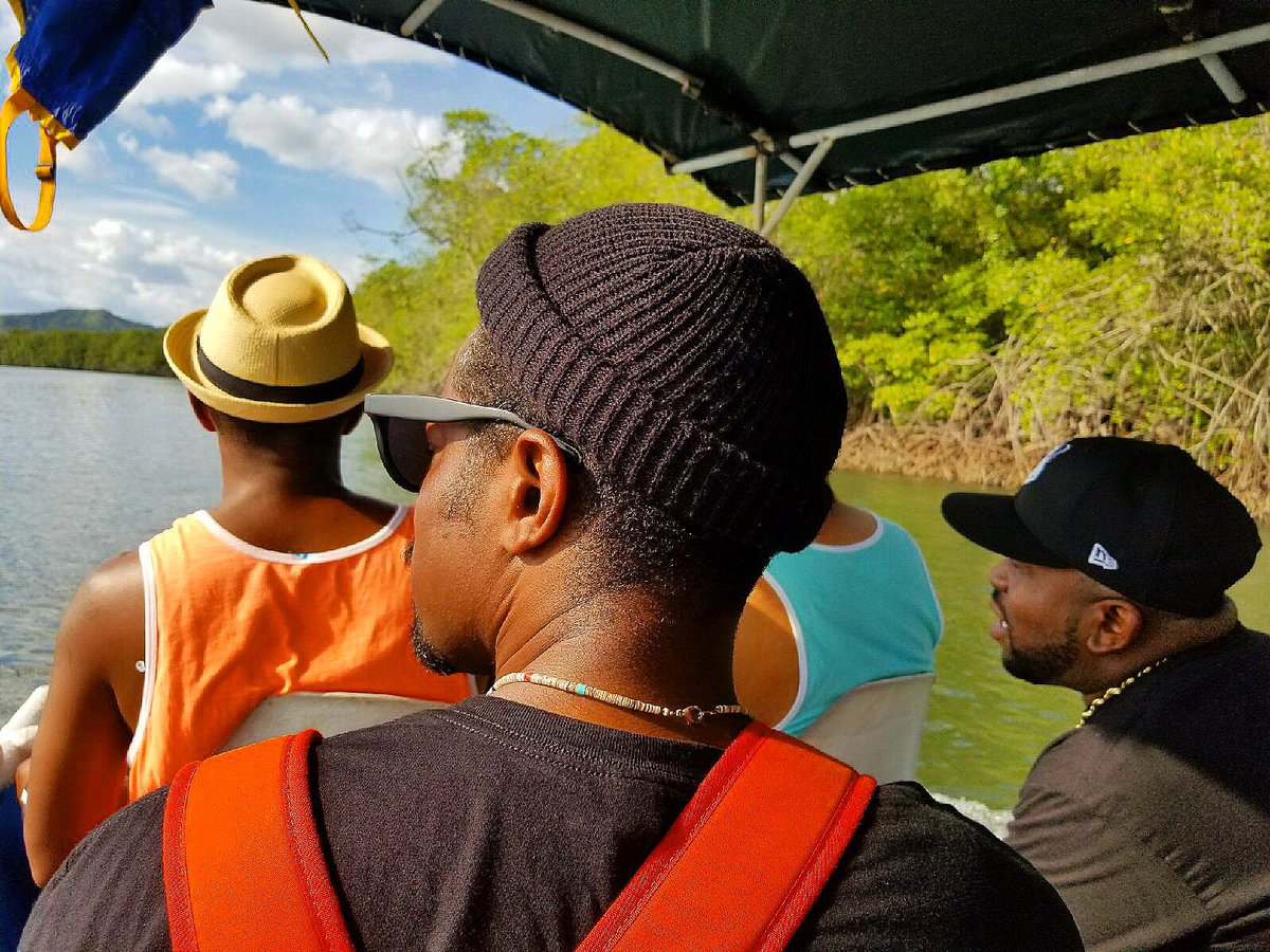 BigBoi's tweet photo. 2 Dope Boyz in a riverboat #PuraVida 🇨🇷 #Boomiverse 🆙 https://t.co/7iXE1TlBID