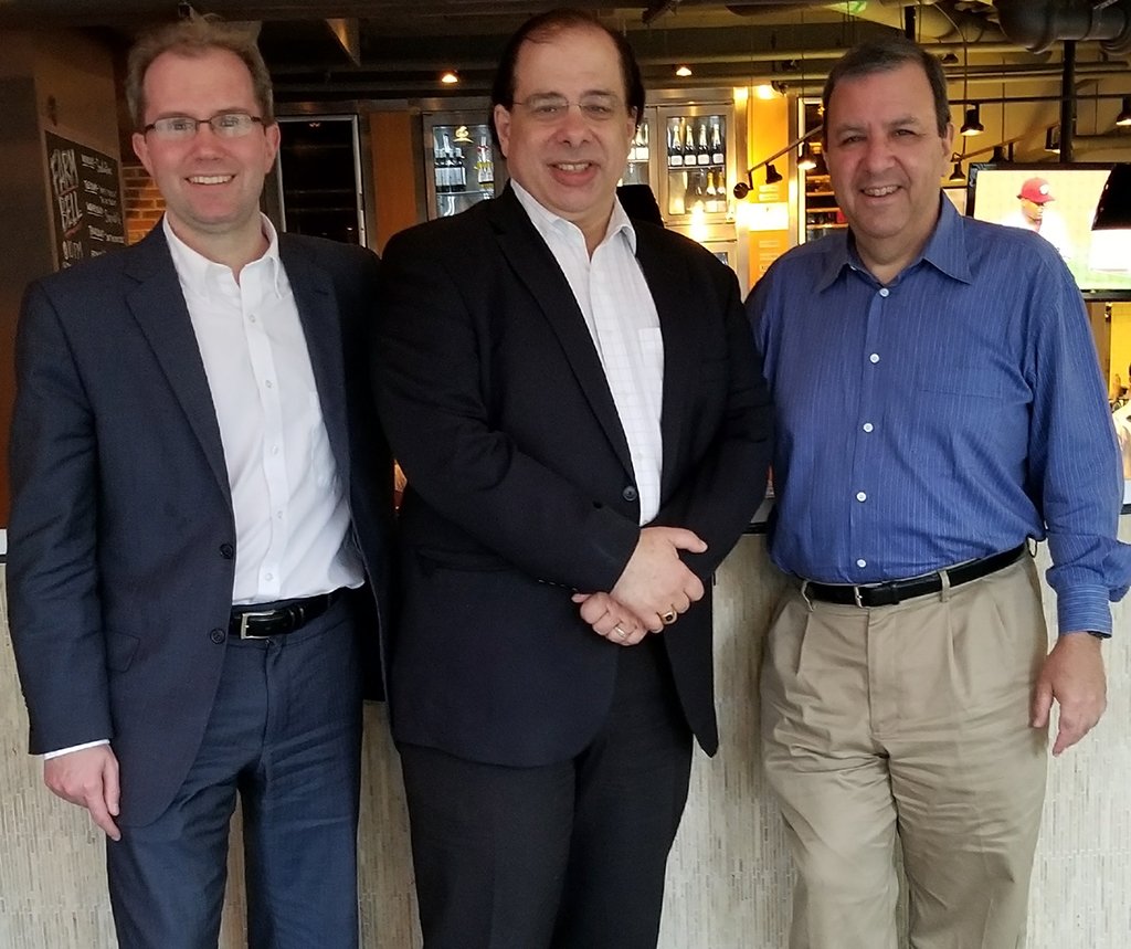 mkrigsman's tweet photo. Wonderful to spend time with good friends @chief_ventures and @Scriffignano1 in Washington DC. #CDOSummitDC #DataScience https://t.co/GtgvyPoBeJ