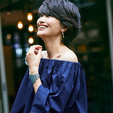 大草直子編集長もベタ褒め 人気モデル渡辺佳子さんの私服スナップまとめ