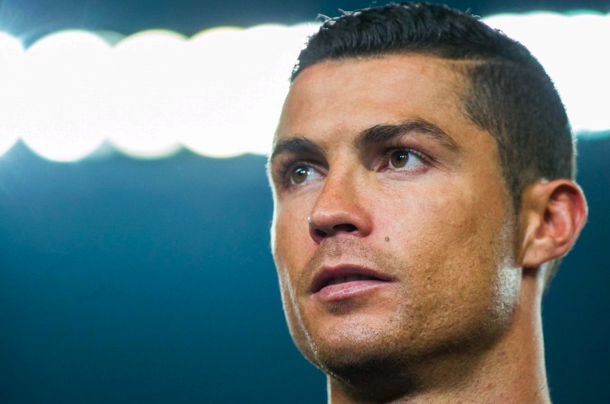 TechCrunch's tweet photo. Cristiano Ronaldo acquires digital agency to launch his 7EGEND venture https://t.co/IwWPMl9ouZ https://t.co/Vh2qzj2bp2