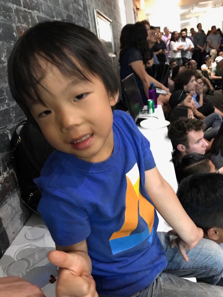 Future developer loving the presentations at #LHLDemoDay