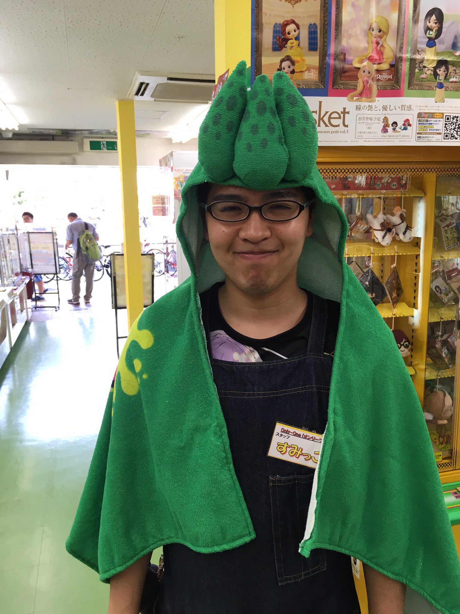 閉店後のまりお スプラトゥーン2のnew イカあし付きフードタオルが入荷いたしました これをかぶって スプラトゥーン2をプレイすると最高ですね オンリーワン 日本橋 難波 ゲームセンター プライズ Ufoキャッチャー スプラトゥーン