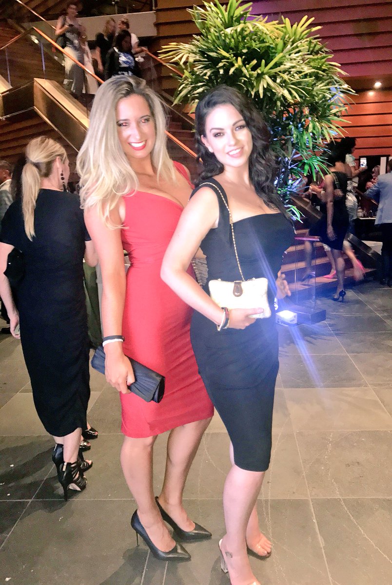 Natalie Egenolf on Twitter: "Great time @phillystylezine #BestOfStyle2017  https://t.co/SWAIM9v23E" / Twitter