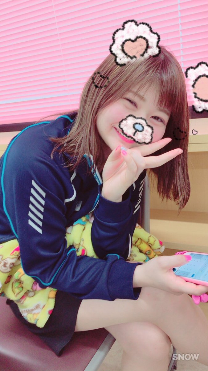 2239Hina's tweet photo. @piii_piyopiyo 
りん誕生日おめでとう🎉💖
髪の毛きってさらに可愛くなりました〜👏 https://t.co/1qTBasczE8