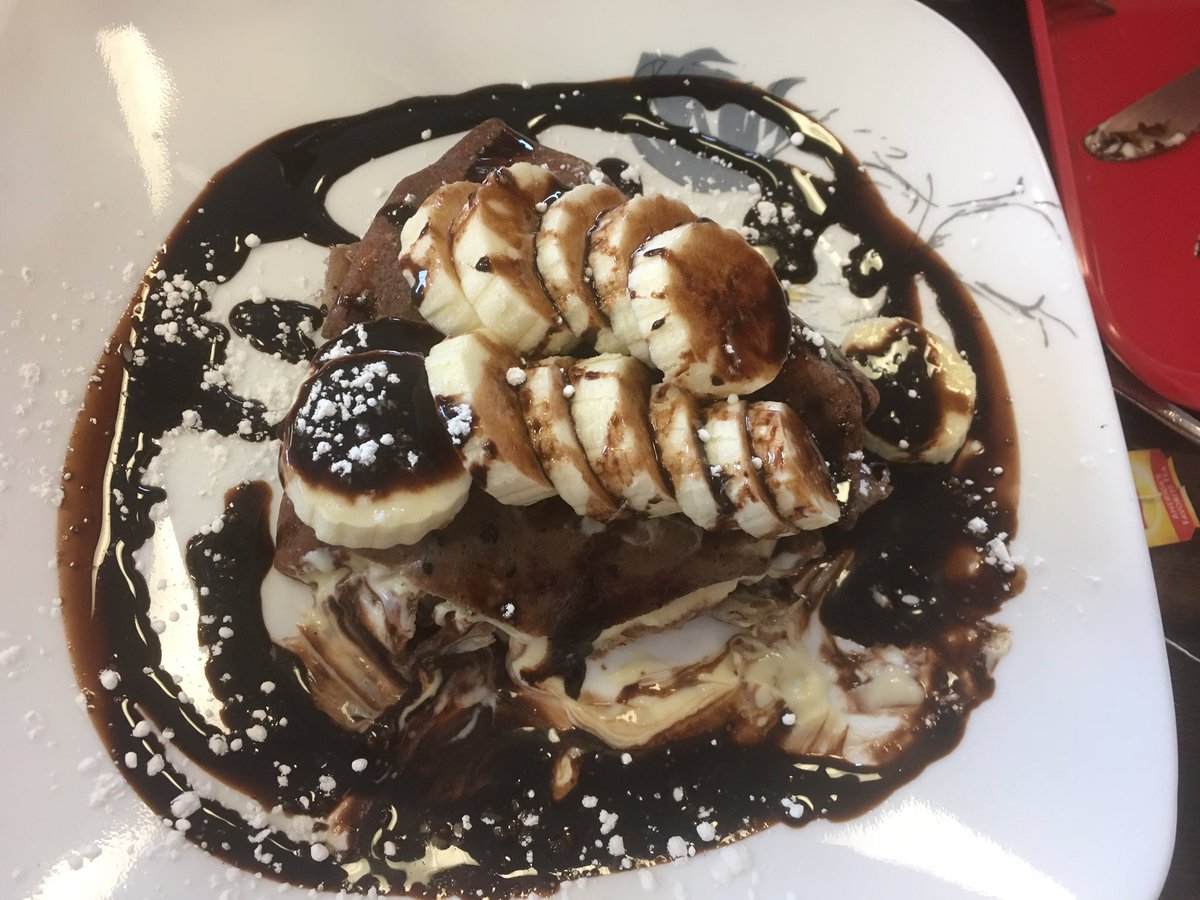 authortinamoss's tweet photo. It was necessary. Business meeting with @Yelena_Casale #chocolate #projectbrunch https://t.co/OyJ8Dj9mWV