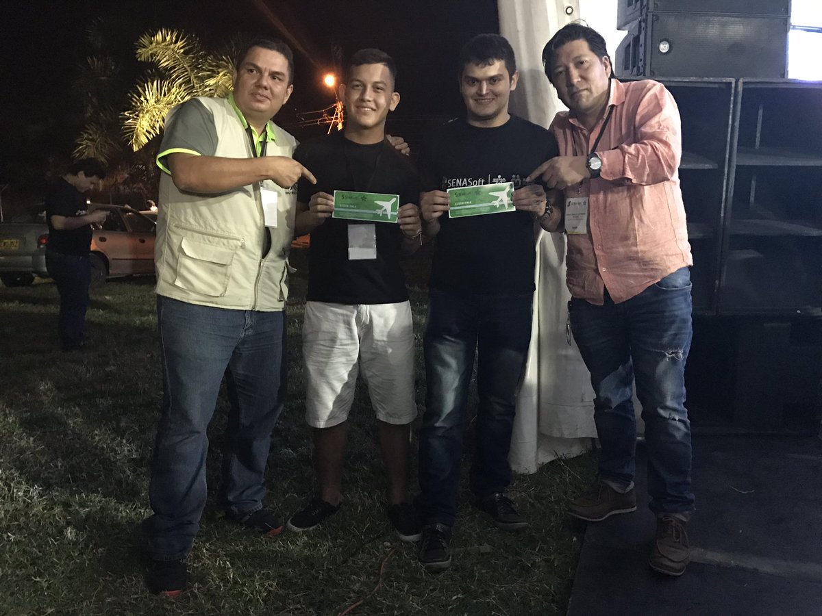 jjorgegiraldog's tweet image. Las noticias son buenas, campeones de #Algoritmos #Algoritmia en #SENASOFT2017 #SENARadio