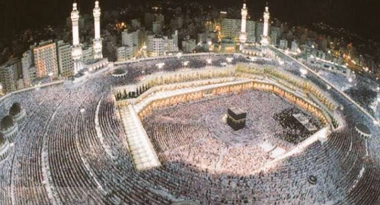 اللهم إنّ الأعداء أرادوا بحرمنا الشريف سوءاً ، فاللهم احفظ بيتك الحرام من كيد الكائدين وحقد الحاقدين .
.

 #الحوثي_يستهدف_مكة_مجددا
.