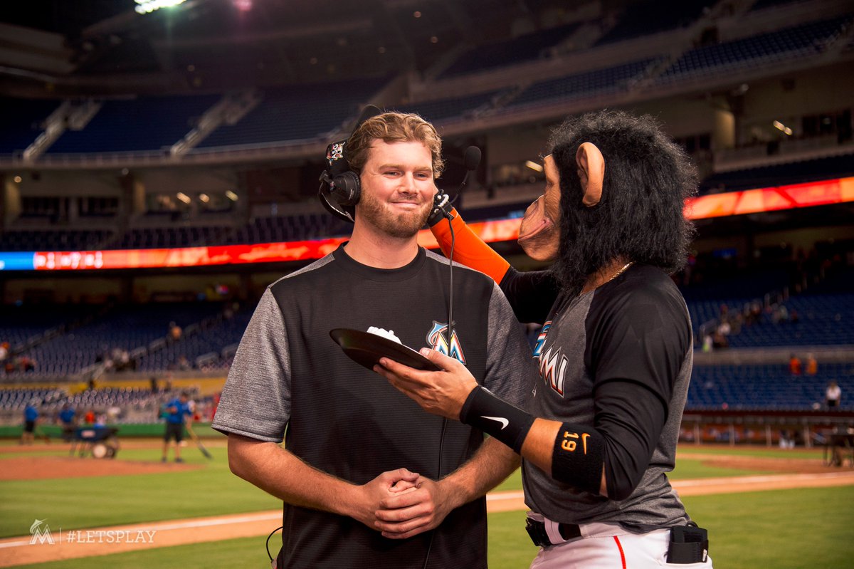 The 🐵 is BACK.  #FishWin https://t.co/0Uk4AjJzy1