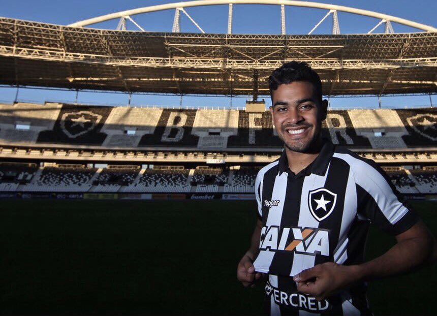 BrennerMarlos's tweet photo. Oficialmente apresentado! Estou muito feliz! #VamosFogo https://t.co/GiPznpMQeh
