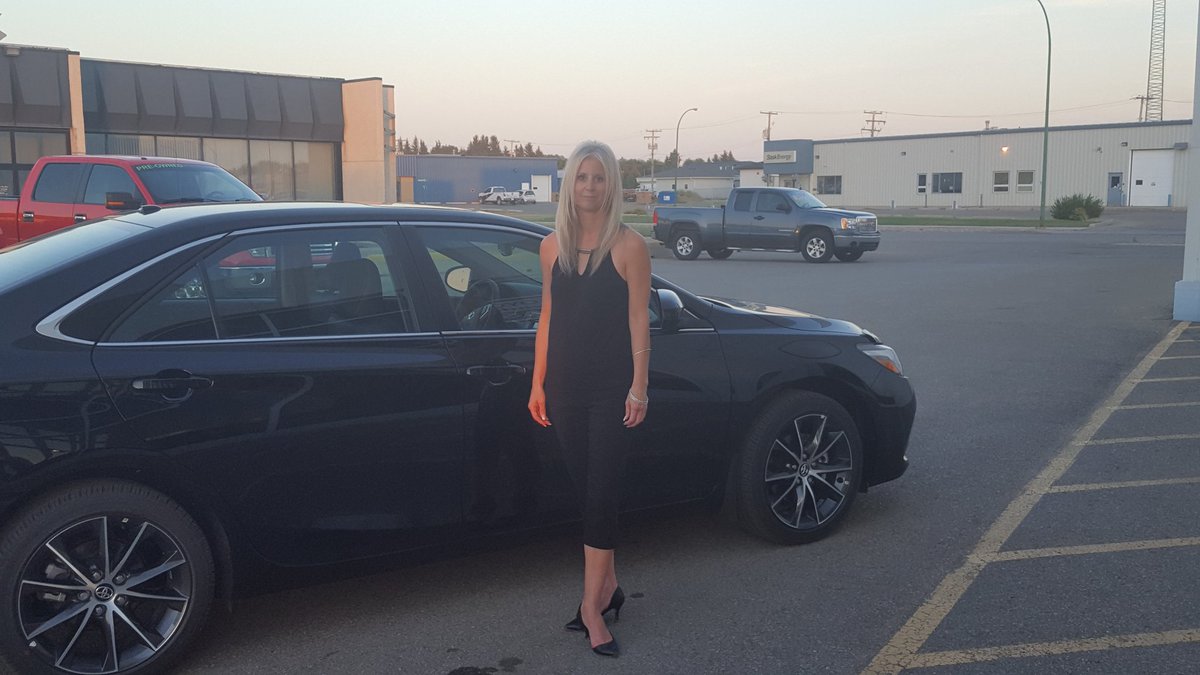 MikeEason9's tweet photo. Another happy customer from Yorkton Toyota. Thank You Anita. #Toyotacamry #Yorkton #YorktonToyota #Fun #Congrats https://t.co/r0NuqzsI6E