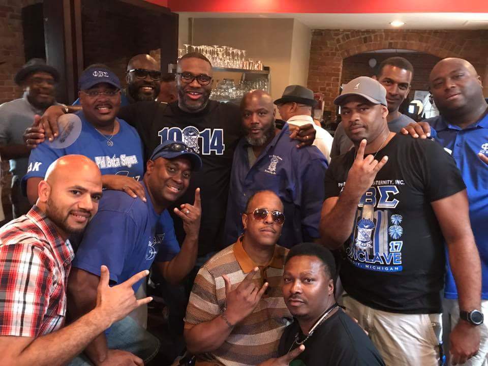 PRATLLC's tweet image. Ur circle of friends should encourage, uplift n protect u...not hate on u and tighten up on you like a noose