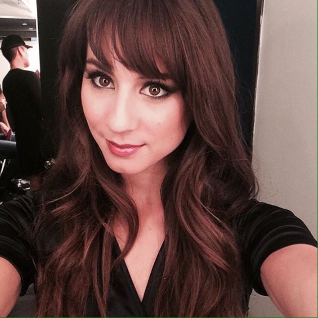 moonstone170's tweet photo. Throwback Thursday 💗 Troian some years ago

#PrettyLittleLiars #pll #troianbellisario #spencerhastings #pllthrowback #tbt https://t.co/A9qs4pi3r4