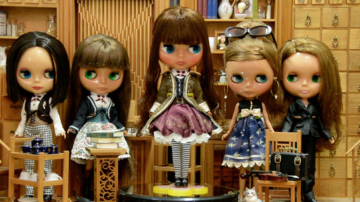 ワルソネコ Neo Blythe Pineapple Princess パイナップル プリンセスの記録動画作りました T Co Lvmbxtvu8x まわりのドールを褐色肌にしています ブライス Blythe ワルソネコ Warusoneko T Co T04xlaadaw