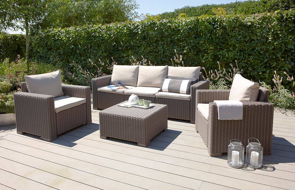 Casateak's tweet photo. Wicker Garden Sofa for orders email info@casateak.com or call 03-80820341
#Wickerfurniture #Wickersofa #GardenSofa #WickerSofaSetMalaysia https://t.co/N6YEgbrCy7