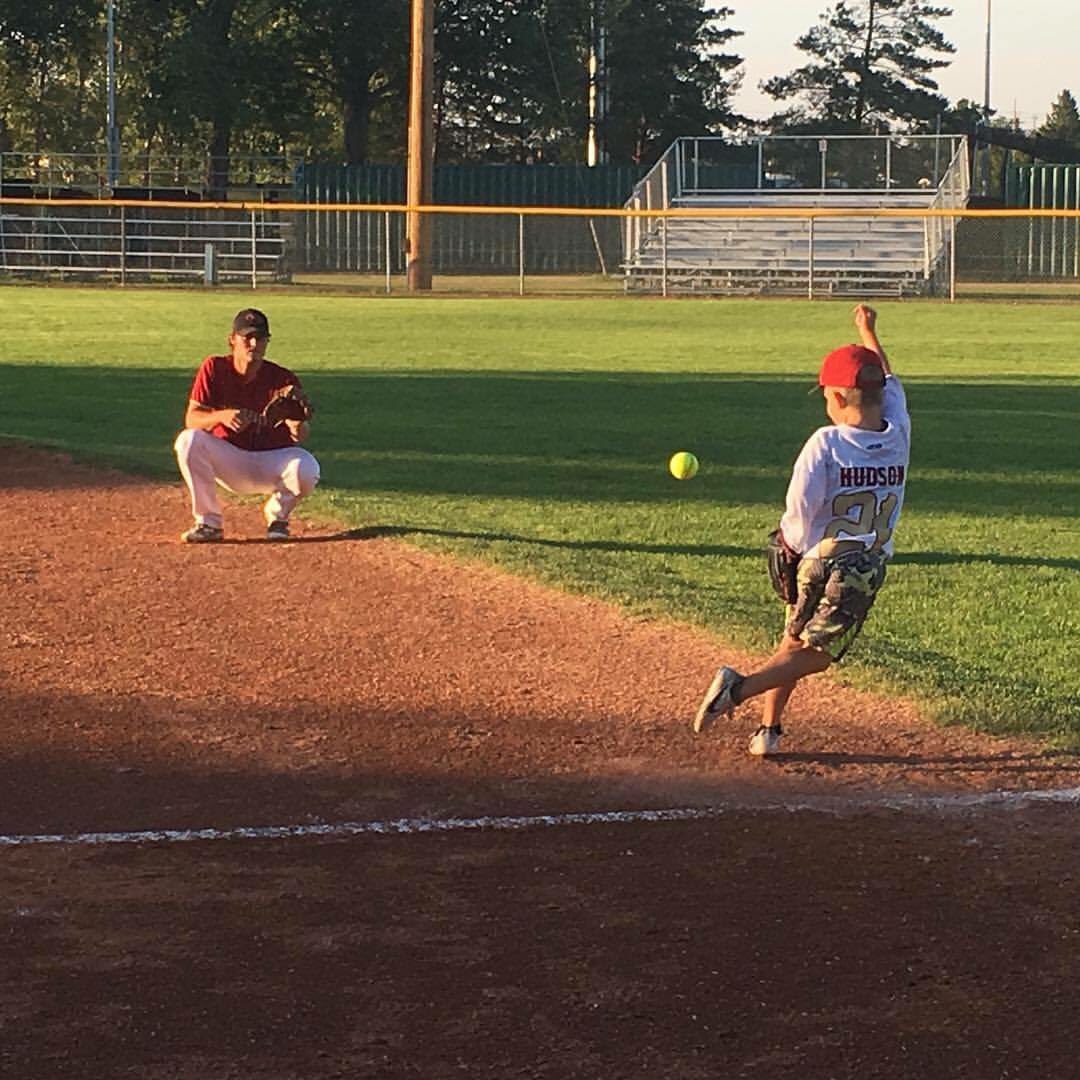 Future Diamondback in the making! All the players are responsible for the crazy improvement of this batboy! #Fynn #playingcatch #7YearsOld