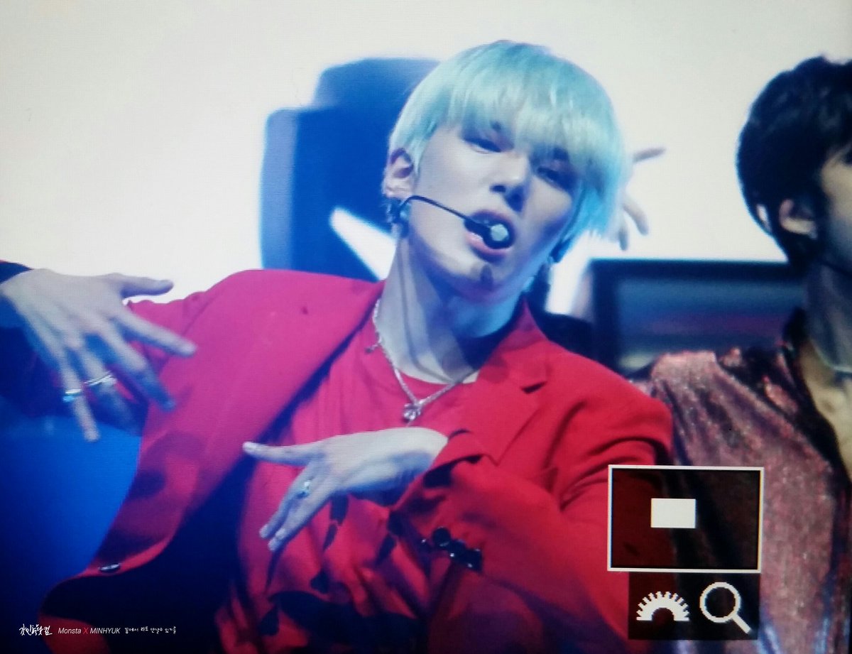 godMINHYUK_com's tweet photo. 170723-24 LA
#민혁 #MINHYUK #몬스타엑스 #Monsta_X #뉴튼 #NEWTON  #BEAUTIFULinLA @OfficialMonstaX https://t.co/QhxwKtaBpm
