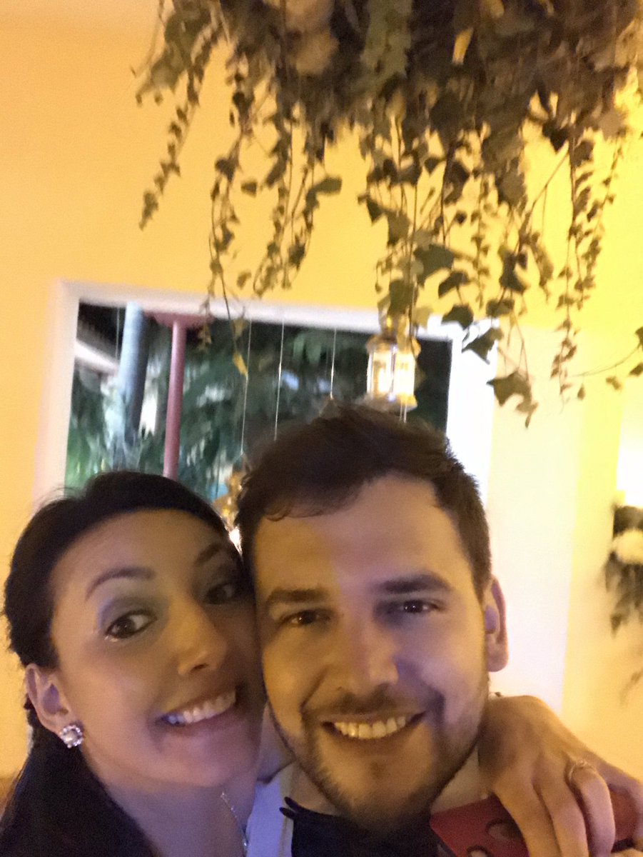DavidVesga6's tweet photo. @AngelaMgc8 te amo bonita. #StevenCifuentes #MiBandaBogotáGospel https://t.co/k3Nb6NIoRp