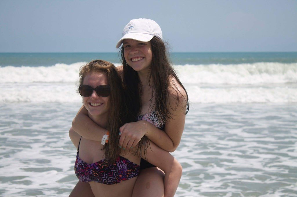 HAPPY BIRTHDAY TO MY GIRL!! I love you lots and can't wait to celebrate with you tomorrow!!!!!