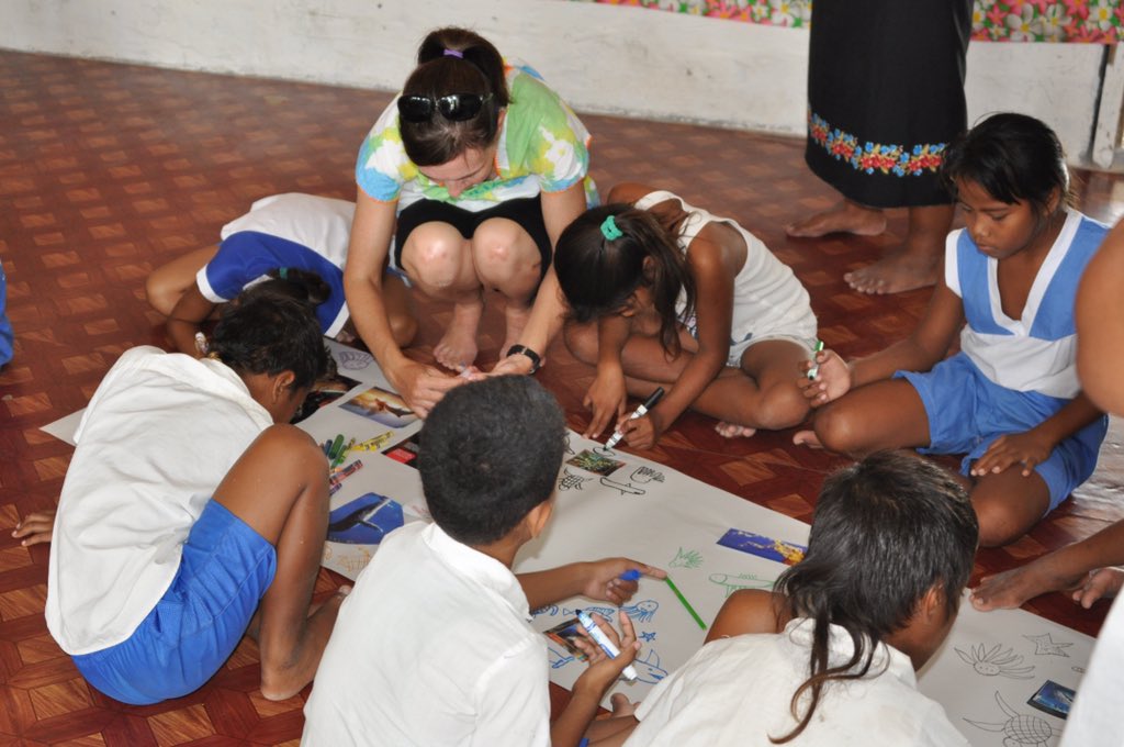 baumlab's tweet photo. Making good use of our dry day: teaching primary school kids on #Kiritimati about coral reef ecology. So rewarding. ❤️ this island. #KI2017 https://t.co/oc3mVX9P4t