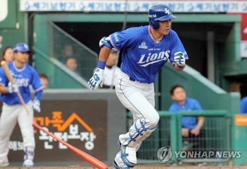888_noriter's tweet photo. 국민타자’ 이승엽(41·삼성 라이온즈)이 KBO리그에 새로운 전설을 쓸 전망이다. 
이승엽은 26일까지 개인통산 3994루타로 ���그 최초 4000루타 달성에 단 6루타만을 남겨두고 있다.
#노리터 #스포츠TV https://t.co/fkifMVbjNO https://t.co/x2bek4A5qA