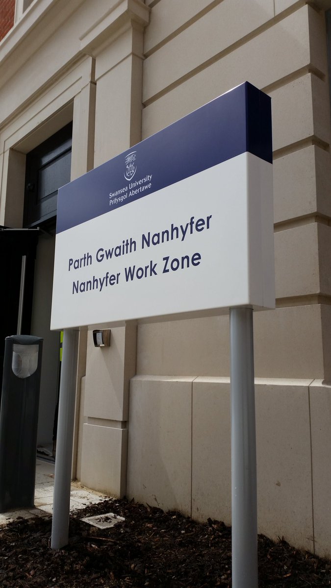 SxSwansea's tweet image. #postmounted #sign fitted for @VINCI at the @SwanseaUni campus at SA1 yesterday #swansea #signs #signsexpress