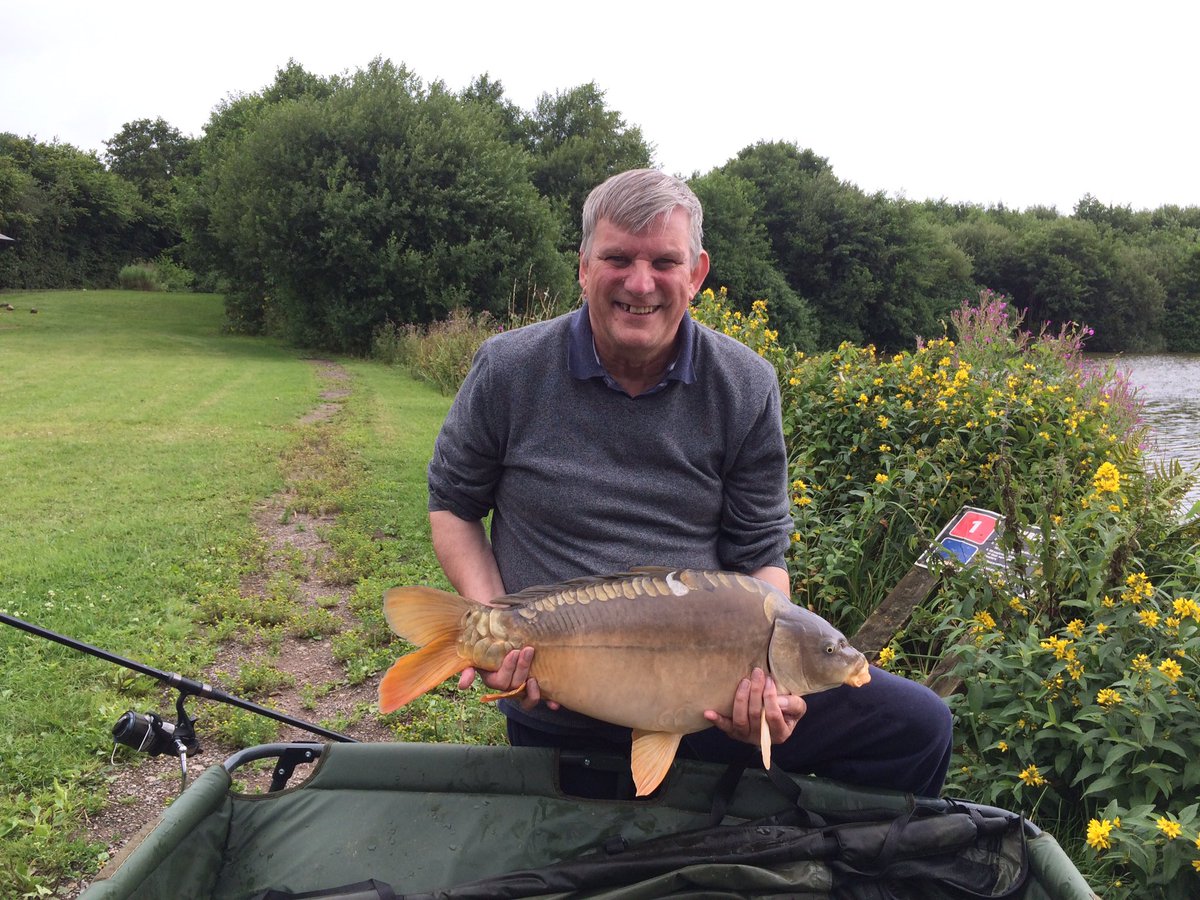 Dad with a lovely 23lb mirror caught at 9.30 this morning 
#thatscarpy #carpfishing #cefnmabley