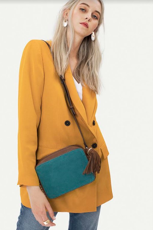 hunterprdublin's tweet photo. Kildare fashion set rejoice - @PARFOIS_ arrives in @Whitewater_SC today! #parfois #style #fashion #kildare #hcclients https://t.co/yrXBnjk6Dm