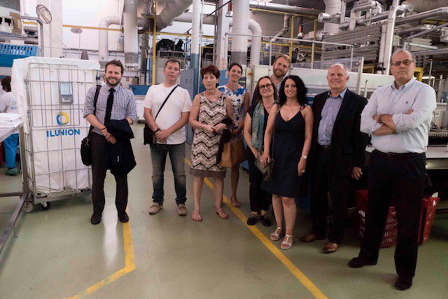 ILUNION's tweet photo. De la mano de @IgnacioVelo, representantes de @workabilityintl han visitado nuestras lavanderías industriales, líderes en el sector ✌️✌️✌️ https://t.co/j5pJlKimME