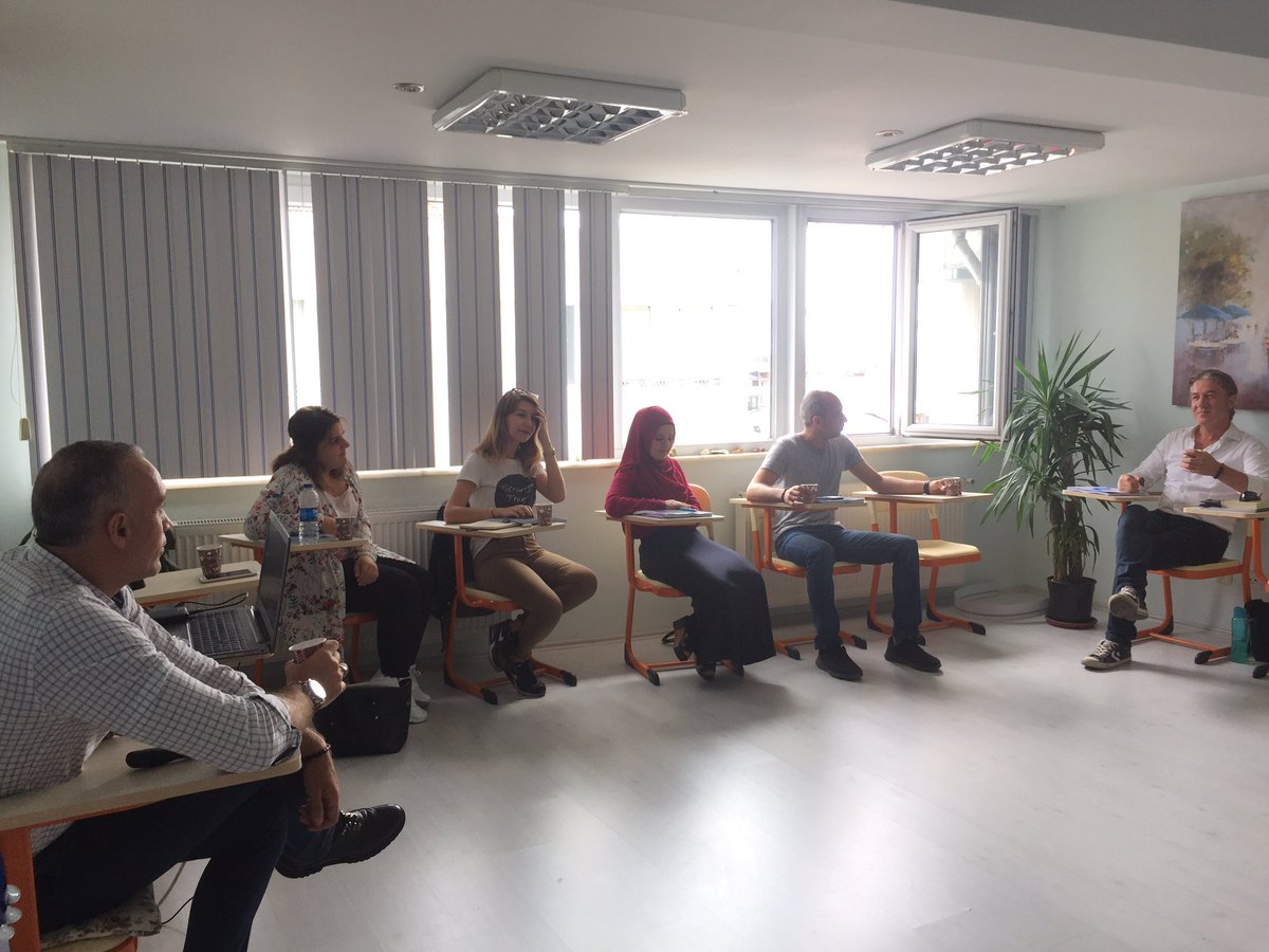 firatcakircom's tweet photo. Nlp Practitioner eğitimimizin ilk günündeyiz 👍#nlpegitimi #firatcakirakademi #nlp https://t.co/Q04MbVzJfS