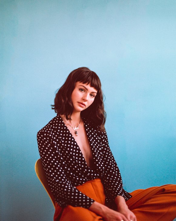 ClashMagazine's tweet image. .@sabellamusic&apos;s soaring new alt-pop jewel &apos;Fortress&apos; is our Track Of The Day... clashmusic.com/news/track-of-…