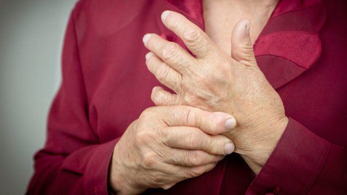 Come curare l'artrite? Con una cura a base di alghe