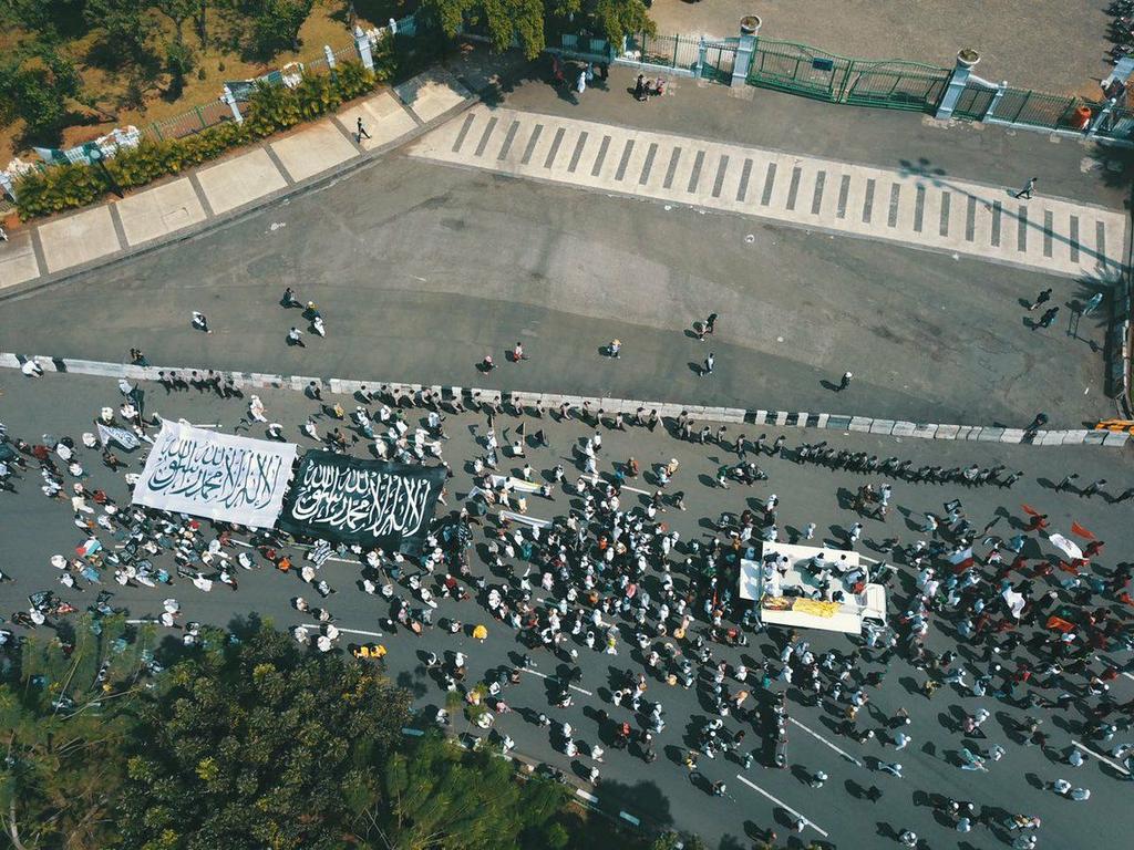 Aksi 287 katanya 7 juta orang??? Wekwkeke