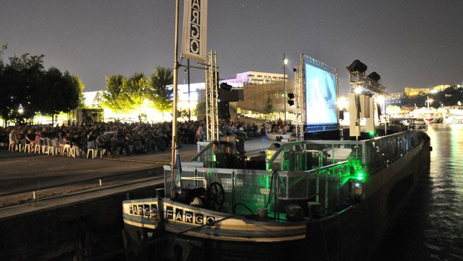 villedelyon's tweet photo. ☼ Tout l'Monde Dehors ! ☼ 
Du 28 au 30 juillet, onzième édition du @festivalcinefil  #cinefil #TLMD ⚓
🔹  https://t.co/TRUZXbc8JS https://t.co/Cx3YpnYTZw