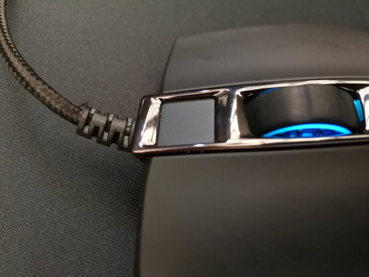 NiklasStrid's tweet photo. @FingerprintCard Sensor between wheel and wire. You can use Fingerprint sensor to switch gaming profile quickly https://t.co/lFV572w717