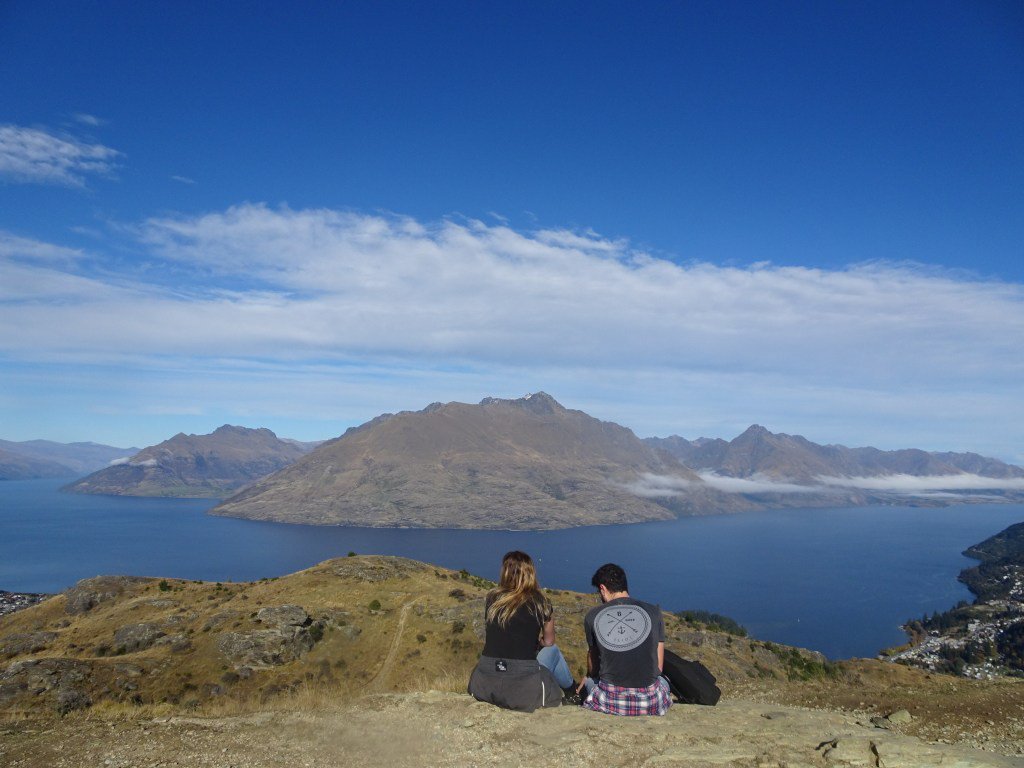 itsjustjonny's tweet photo. Queenstown Hill Walk https://t.co/TsQQJzGiQv https://t.co/47C661uYu0