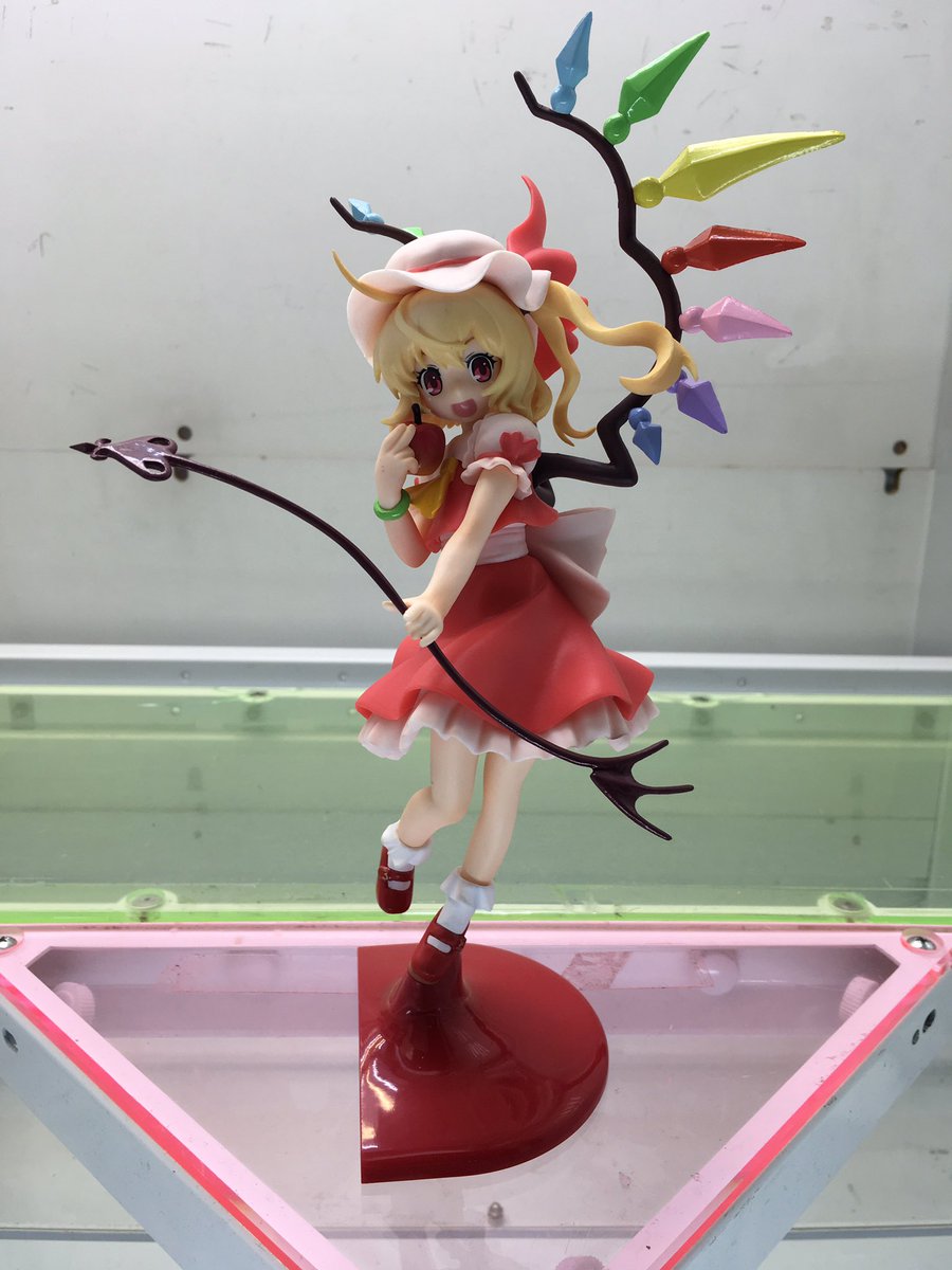 アカフーアミューズメント ジアス上大岡 در توییتر プライズ 東方project プレミアムフィギュア フランドール スカーレット 入荷しました とても鮮やかで綺麗な色合いです 8月に入荷予定のレミリア スカーレットと並べて飾る事ができます O 東方project