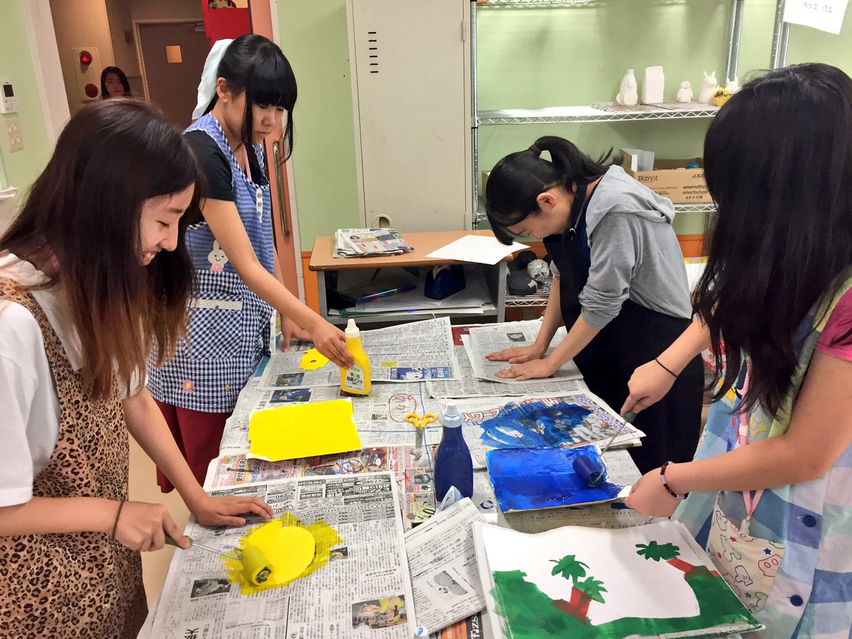 nagoya_kodomo's tweet photo. 1CDクラス・造形の授業🌈✨
今日は『#版画 』を製作しています‼️😉
綺麗に色づきましたね💖🎨👩‍🎨

https://t.co/XF9c8u6GUu
#名古屋 #専門学校 #授業 #造形 #綺麗だと思ったらRT https://t.co/Q8A2BRp6VO