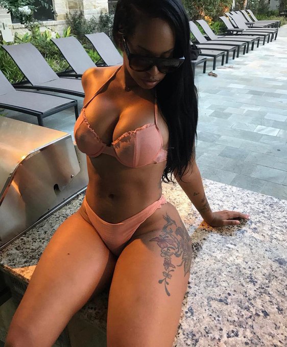 Sexy ass #FAME https://t.co/c5Fv442z1S<a href="/tag/fame"class="tags">#FAME</a>