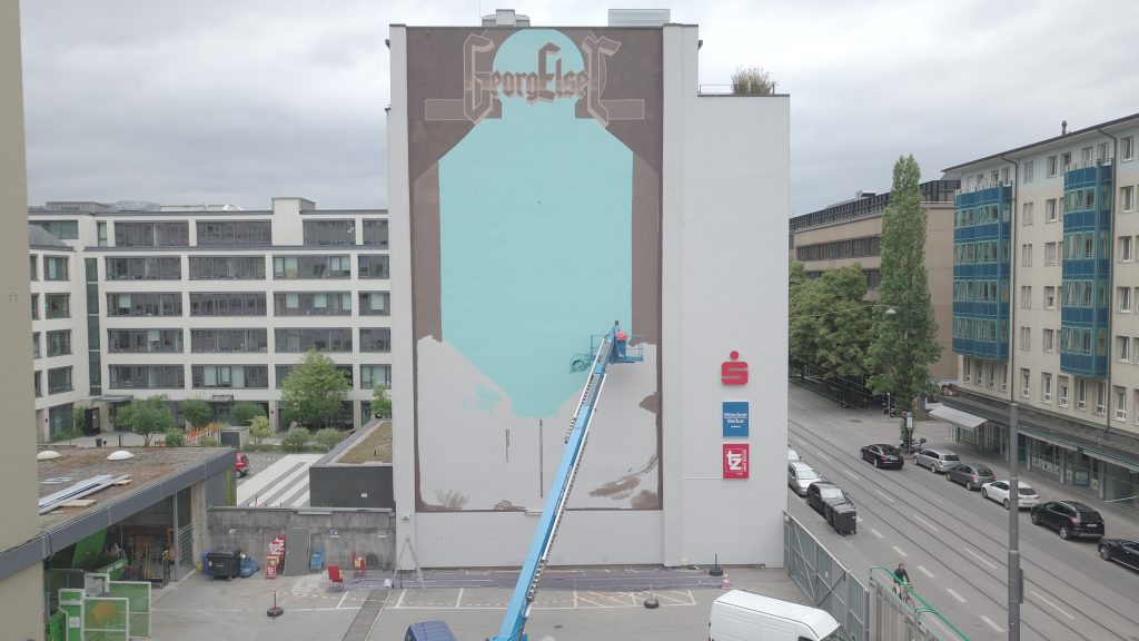 Ami_01's tweet photo. Artist: WonABC /Loomit - City: München #MagicCityLife LIVESTREAM https://t.co/B09qkwoFyB - Mural "Johann-Georg-Elser" #streetart #urbanart https://t.co/Wtrmwjor9S