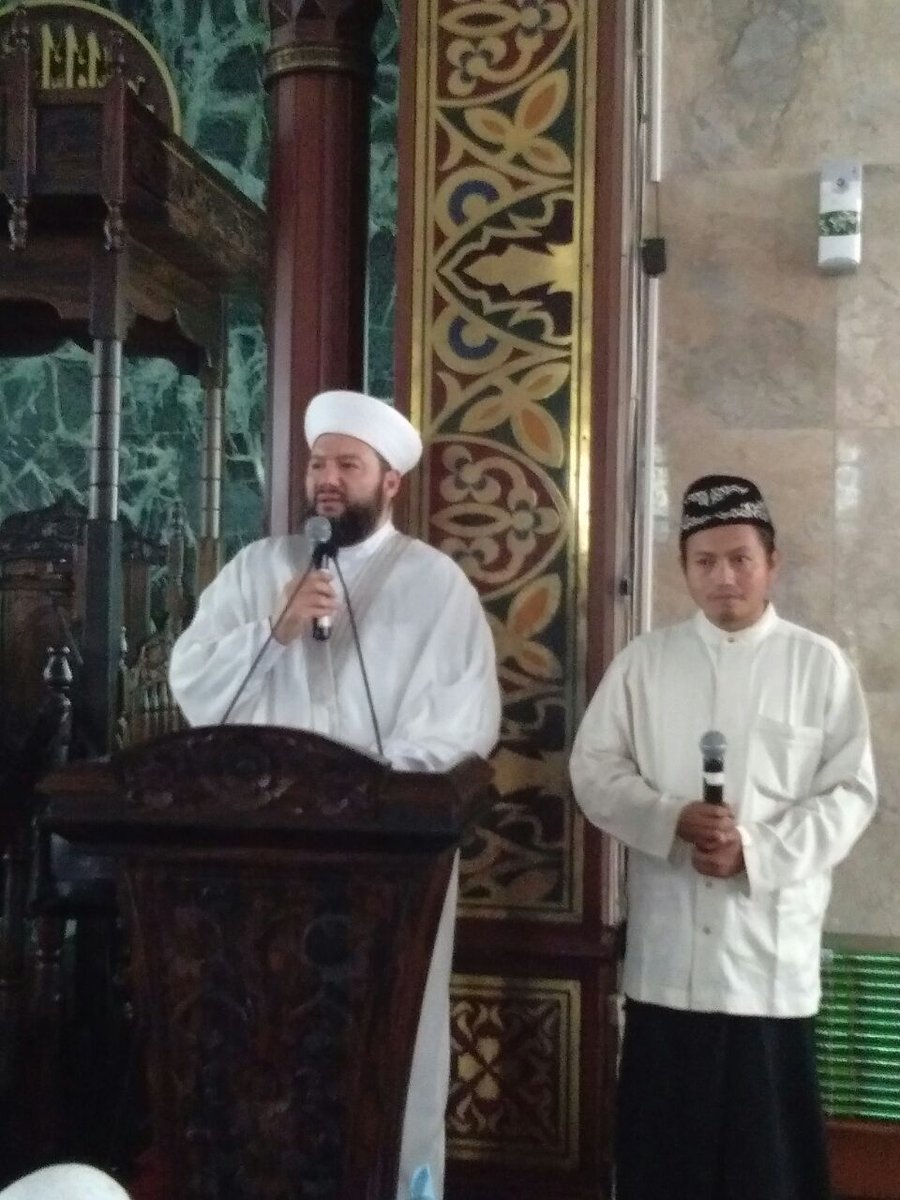 msk1530's tweet photo. #RadioMSK #1530AM @MASK_menteng
Ba'da shalat jumat,jamaah bisa dengar tausiyah Syekh Salim Alwan Al-Hasaniy,mufti dari Darulfatwa Australia https://t.co/zS69vGSywV