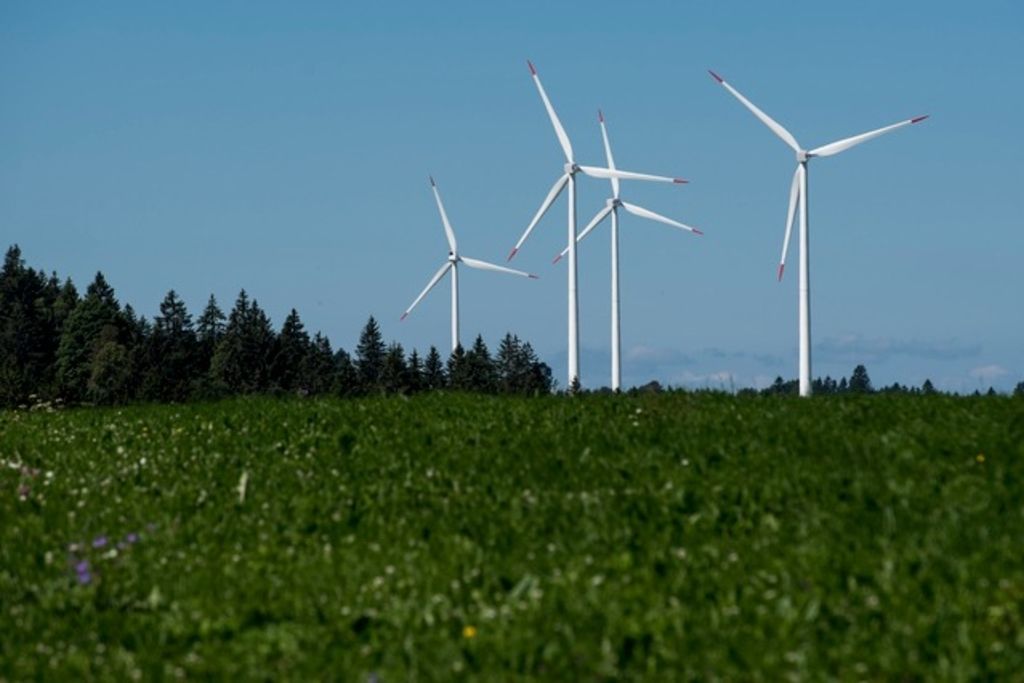 Meteolien's tweet photo. L'Europe devrait mieux collaborer dans l'éolien+https://t.co/ONaT39J3Ha via @tdgch https://t.co/t9kmqfHRCV