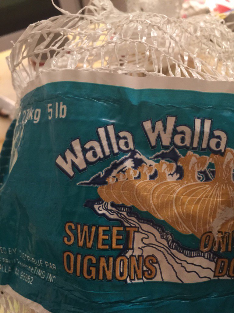 TerryDiMonte's tweet image. Bugs Bunny onions   #oldreference