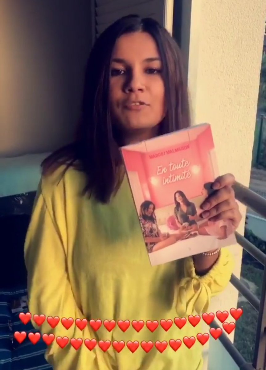 ActuMilanMgtMax's tweet photo. Le livre de @MargotMalmaison #enToutIntimite est toujours disponible allez l'acheter Margot nous donnes des conseils lucile nous le conseil💘 https://t.co/Jm1rzTFp1T