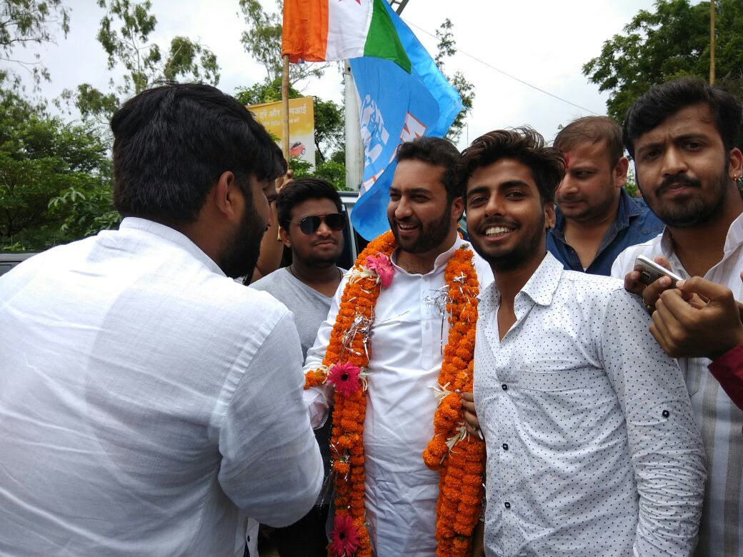 nsuihry's tweet photo. @Fairoz_JK  ji National President @nsui  reached chattisgarh. https://t.co/tEYBg6o0ma