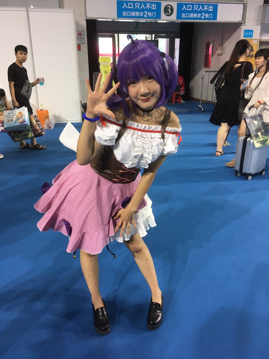 樋上いたる Itaru Hinoue イラスト飾ってくれてる ありがとうございます ﾟ ﾟ あと 自分が描いたキャラのコスプレイヤーさんがいた 可愛い ﾟ ﾟ