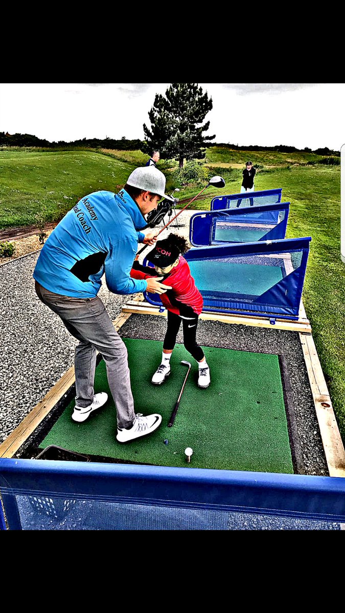 majorgolfdirect's tweet photo. One of our academy juniors picking up her first cheshire golf win! @CheshireGDG @moretonhills #juniorgolf #theopen2017 #wirral #golf https://t.co/DXGQSK2xqP