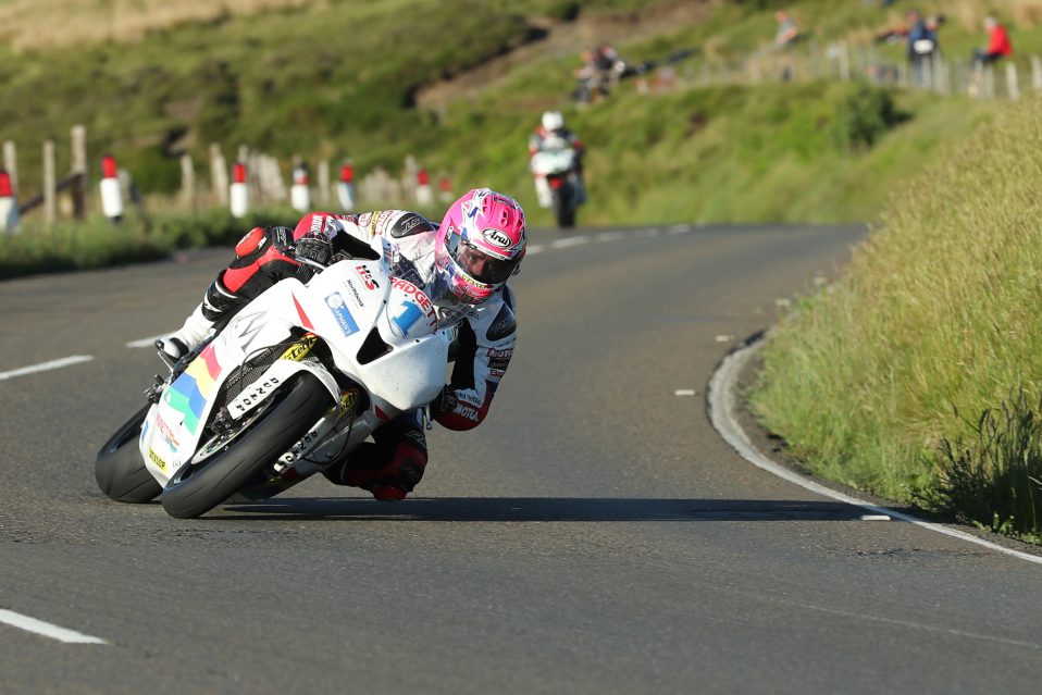 UlsterGrandPrix's tweet photo. Big news this morning! @Lee_johnston13 has confirmed he's fit and ready for #MCEUGP after his TT crash! https://t.co/GfAQ4nLxQh https://t.co/C4J8NANsjV
