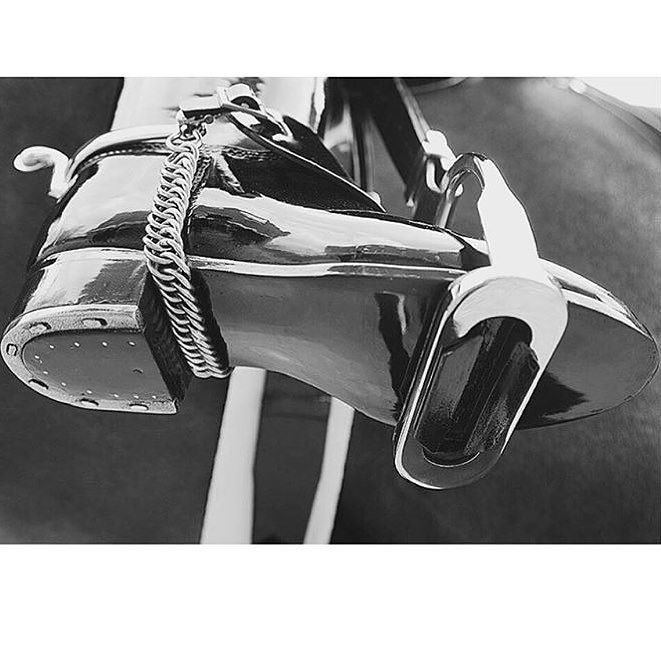 CapstarGroup's tweet image. It&apos;s the detail you don&apos;t always notice which makes the difference. #bestofbritish #london #securitydriving #secur… ift.tt/2eTIezM