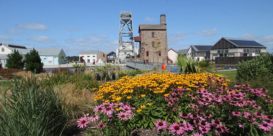 Head over to <a href="/heartlandsuk/">Heartlands Cornwall</a> tomorrow for an evening of sophisticated swing, jazz and blues from <a href="/sonic_jazz/">Sonic Jazz Project</a>:
heartlandscornwall.com/events/jazz-pi…